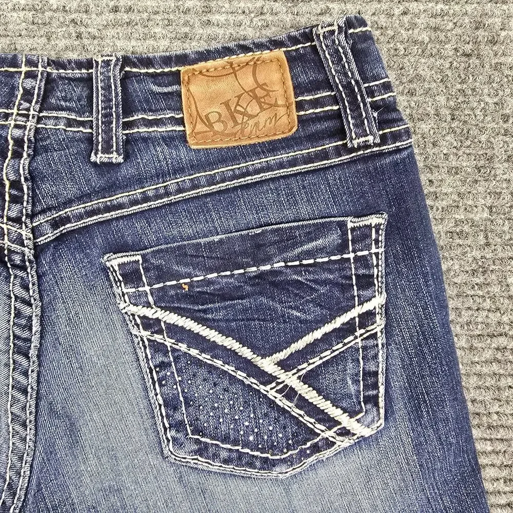 BKE Wendi Womens 26 Dark Wash Denim Bermuda Cutoff Shorts Rhinestone Stretch